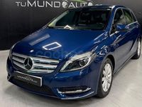 Usado Mercedes B180 109 CV (80 kW) 2013 Azul Monovolumen