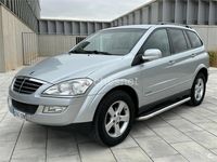 Usado Ssangyong (KGM) Kyron Limited 141 CV (103 kW) 2010 Gris / plata SUV