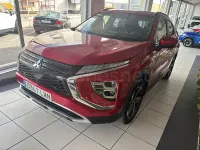 Usado Mitsubishi Eclipse Cross 188 CV (138 kW) 2022 Rojo SUV