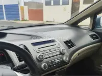 Usado Honda Civic Executive 140 CV (102 kW) 2007 Azul Berlina