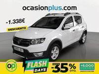 Usado Dacia Sandero Stepway 90 CV (66 kW) 2016 Blanco Utilitario