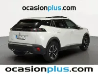 Usado Peugeot 2008 Allure 130 CV (95 kW) 2021 Blanco SUV