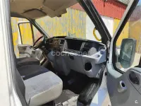 Usado Ford Transit 109 CV (80 kW) 1988 Blanco Familiar