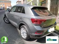 Usado VW T-Roc Advance 150 CV (110 kW) 2022 Gris SUV