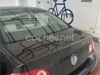 Usado VW Passat R-line 140 CV (102 kW) 2010 Negro Berlina