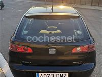 Usado Seat Ibiza Sport 75 CV (55 kW) 2005 Negro Utilitario