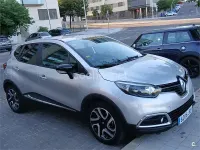 Usado Renault Captur Zen 90 CV (66 kW) 2016 Gris / plata SUV