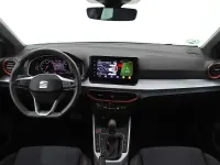 Usado Seat Arona FR 115 CV (84 kW) 2025 Negro SUV