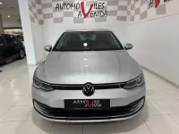 Usado VW Golf VIII Life 110 CV (80 kW) 2022 Gris / plata Berlina