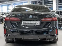 Usado BMW i5 M Sport 442 kW (601 CV) 2024 Negro Berlina