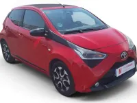 Usado Toyota Aygo X-clusiv 72 CV (52 kW) 2019 Rojo Utilitario