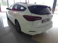 Używany Ford Focus ST-Line 155 KM (114 kW) 2023 Biały Kombi