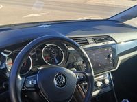 Usado VW Touran Advance 122 CV (89 kW) 2021 Gris / plata Monovolumen