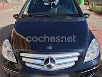 Usado Mercedes B200 136 CV (100 kW) 2007 Negro Monovolumen