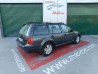 Usado VW Golf IV Conceptline 100 CV (73 kW) 2002 Gris / plata Familiar