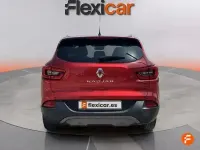 Usado Renault Kadjar Zen 130 CV (95 kW) 2016 Rojo SUV