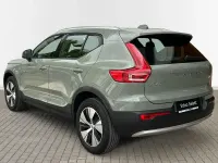 Usado Volvo XC40 Core 163 CV (119 kW) 2024 Verde SUV