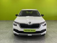 Usado Skoda Kamiq 110 CV (80 kW) 2022 Blanco SUV