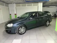Usado VW Jetta Advance 105 CV (77 kW) 2008 Gris Berlina