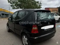 Usado Mercedes A140 Avantgarde 82 CV (60 kW) 2001 Negro Monovolumen