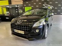 Usado Peugeot 3008 Sport 156 CV (114 kW) 2010 Negro Familiar