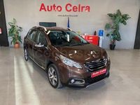 Usado Peugeot 2008 Allure 120 CV (88 kW) 2014 Marrón SUV