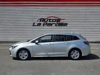 Usado Toyota Corolla Active 122 CV (89 kW) 2019 Gris / plata Familiar