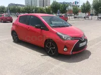 Usado Toyota Yaris 99 CV (72 kW) 2016 Rojo Berlina