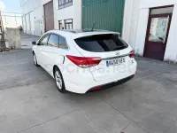 Usado Hyundai i40 136 CV (100 kW) 2012 Blanco Familiar