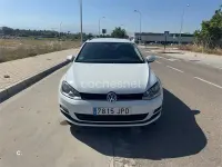 Usado VW Golf VII Advance 110 CV (80 kW) 2016 Blanco Familiar