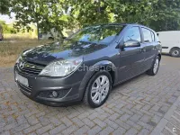 Usado Opel Astra Edition 110 CV (80 kW) 2009 Gris / plata Berlina