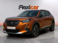 Usado Peugeot 2008 Allure 130 CV (95 kW) 2021 Naranja SUV