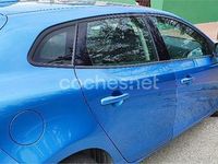 Usado Volvo V40 Kinetic 120 CV (88 kW) 2016 Azul Berlina