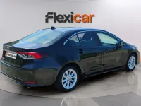 Usado Toyota Corolla Active 140 CV (102 kW) 2023 Negro Berlina