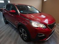 Usado Peugeot 3008 Allure 130 CV (95 kW) 2020 Granate SUV