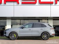 Usado Porsche Cayenne S E-Hybrid 519 CV (381 kW) 2024 Gris / plata SUV