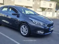 Usado Kia Ceed GT 128 CV (94 kW) 2013 Gris / plata Berlina