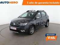 Usado Dacia Sandero Essentiel 95 CV (69 kW) 2020 Gris Utilitario