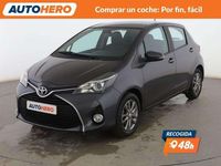 Usado Toyota Yaris Active 90 CV (66 kW) 2015 Gris Utilitario