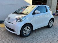 Usado Toyota iQ 99 CV (72 kW) 2009 Blanco Utilitario