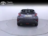 Usado Toyota C-HR Advance 122 CV (89 kW) 2022 Gris / plata SUV