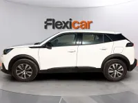 Usado Peugeot 2008 Active 110 CV (80 kW) 2022 Blanco SUV