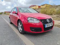 Usado VW Golf V GT 140 CV (102 kW) 2007 Rojo Berlina