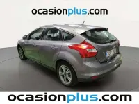 Usado Ford Focus S 125 CV (91 kW) 2014 Marrón Utilitario