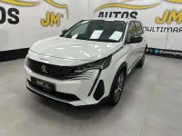 Usado Peugeot 5008 Allure 130 CV (95 kW) 2022 Blanco SUV