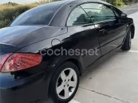 Usado Peugeot 307 CC 138 CV (101 kW) 2005 Negro Descapotable
