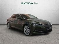 Usado Skoda Superb Ambition 150 CV (110 kW) 2023 Verde Berlina