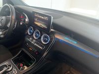 Usado Mercedes GLC250 204 CV (150 kW) 2017 Blanco SUV