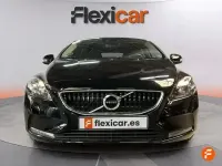 Usado Volvo V40 Momentum 122 CV (89 kW) 2018 Negro Familiar