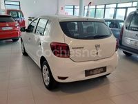 Usado Dacia Sandero Acces 73 CV (53 kW) 2018 Blanco Utilitario